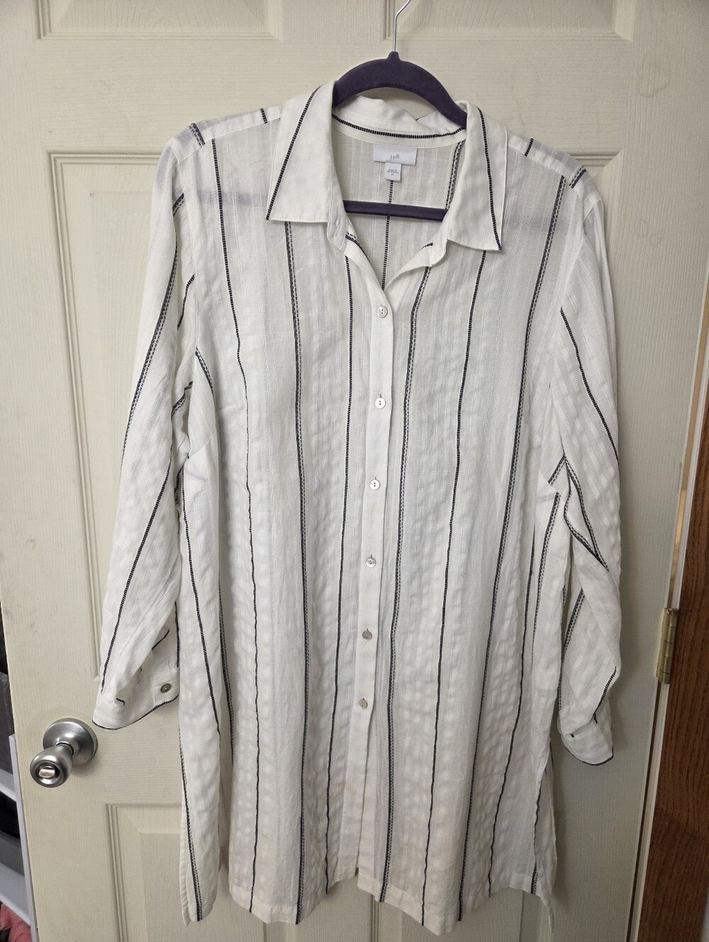 Women's Black And White Long-Sleeve Button-Down Shirt Tunic